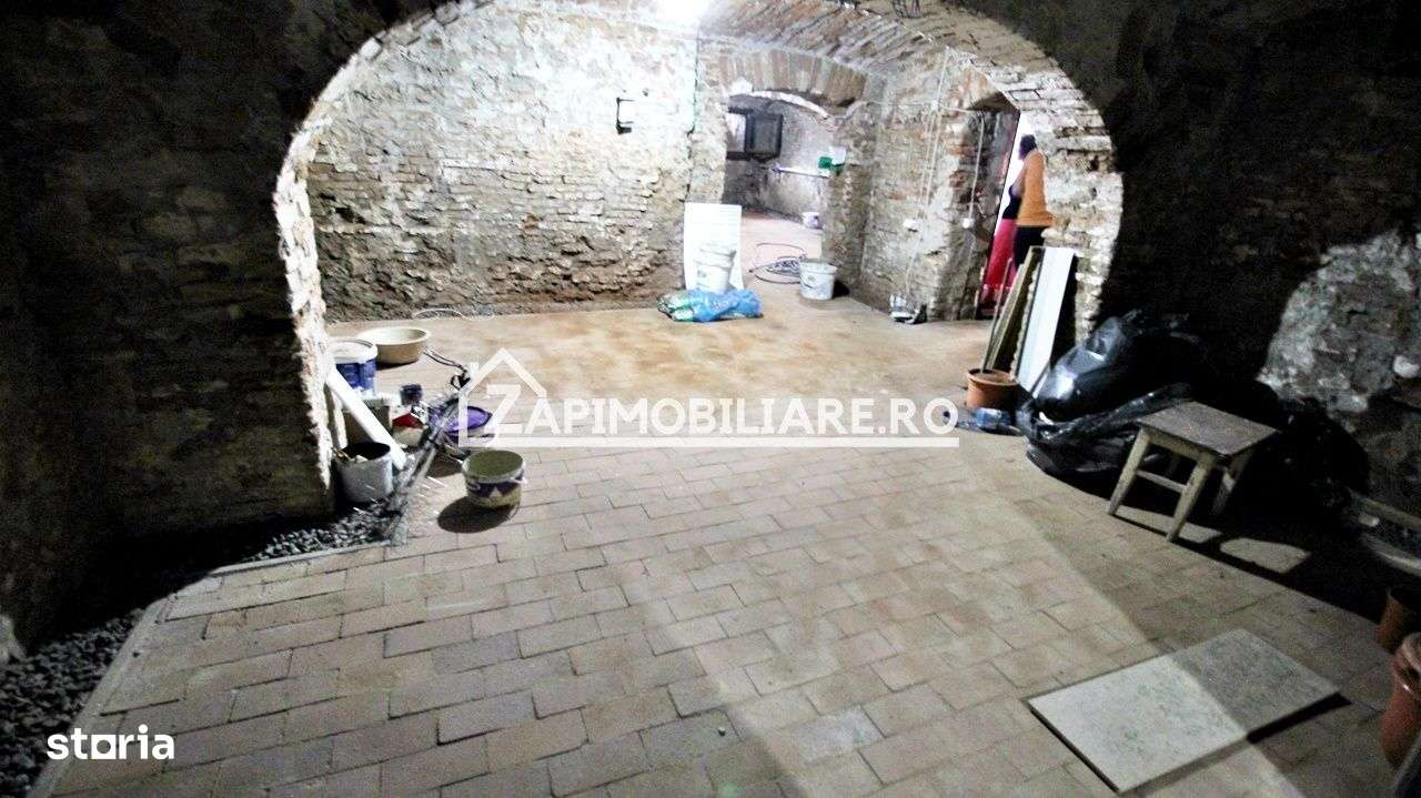Spatiu Comercial 100 mp.zona Centrală - Imagine principală: 5/5