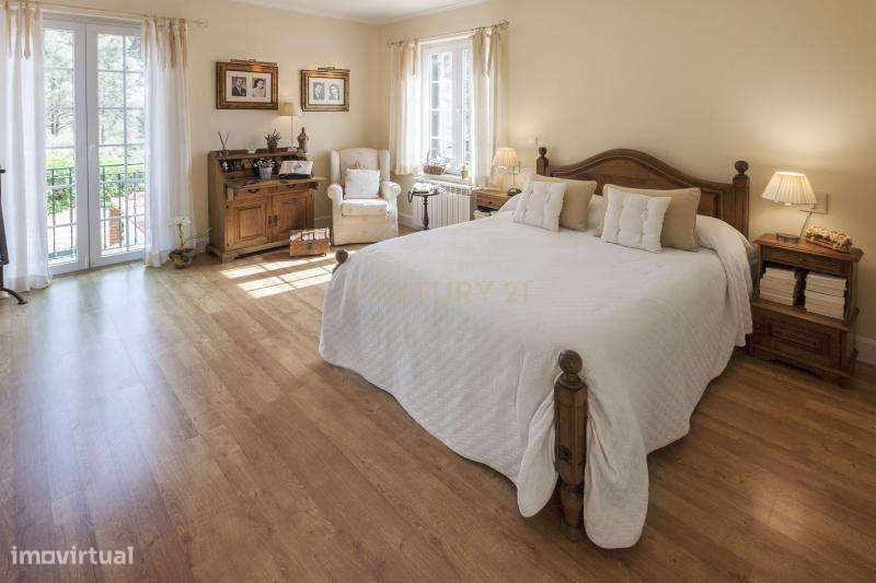 Moradia isolada T4 com piscina na Herdade da Aroeira - Grande imagem: 3/60