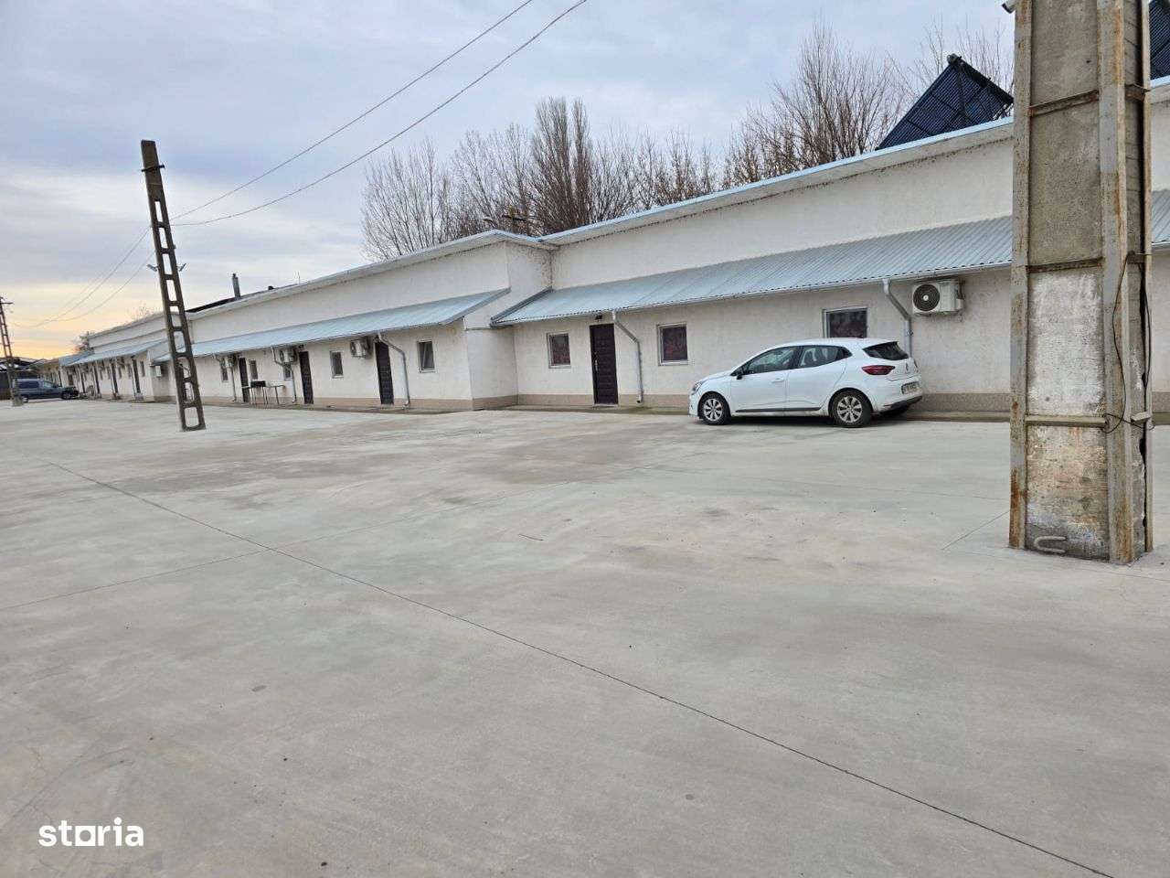 Vand /schimb constructii in suprafata de 977 mp+ teren aferent 1920 mp - Imagine principală: 3/6