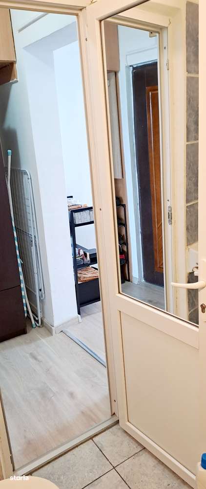 Garsonieră Brazdă-Piață,etaj 8/10,2lifturi,mobilată ,utilată,negociabi - Imagine principală: 2/9