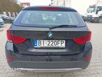 BMW X1 xDrive18d - 9