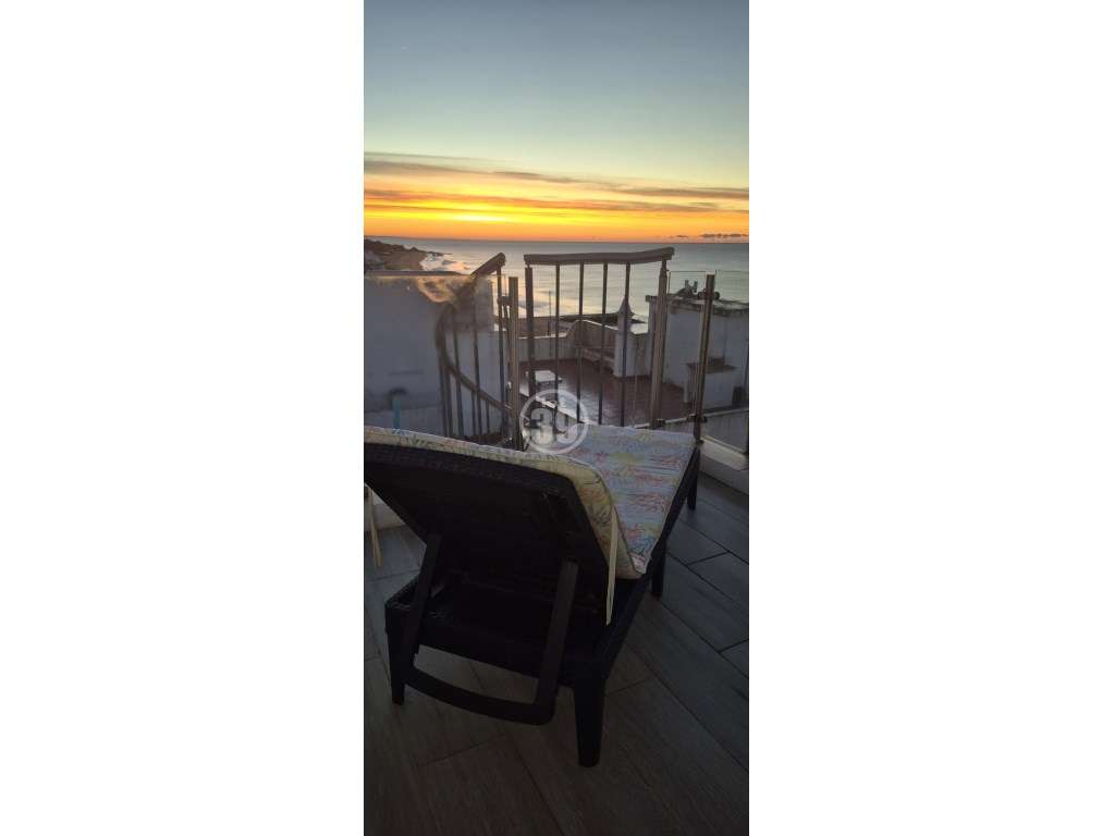 Casa histórica renovada e com fantástica vista mar na zona mais ant...-24