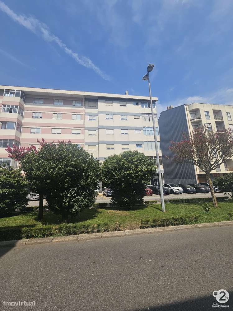 Apartamento T3 em Paranhos ( próximo ao metro) - Grande imagem: 2/21