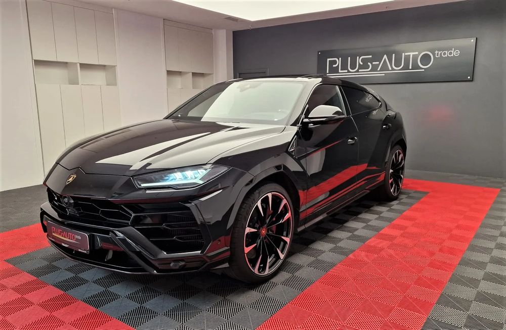 Lamborghini Urus Standard 2021