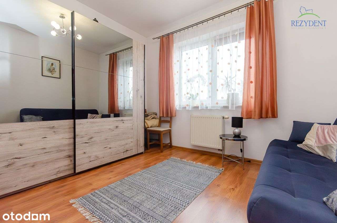 Przestronne M3 w nowoczesnym budynku z garażem-4