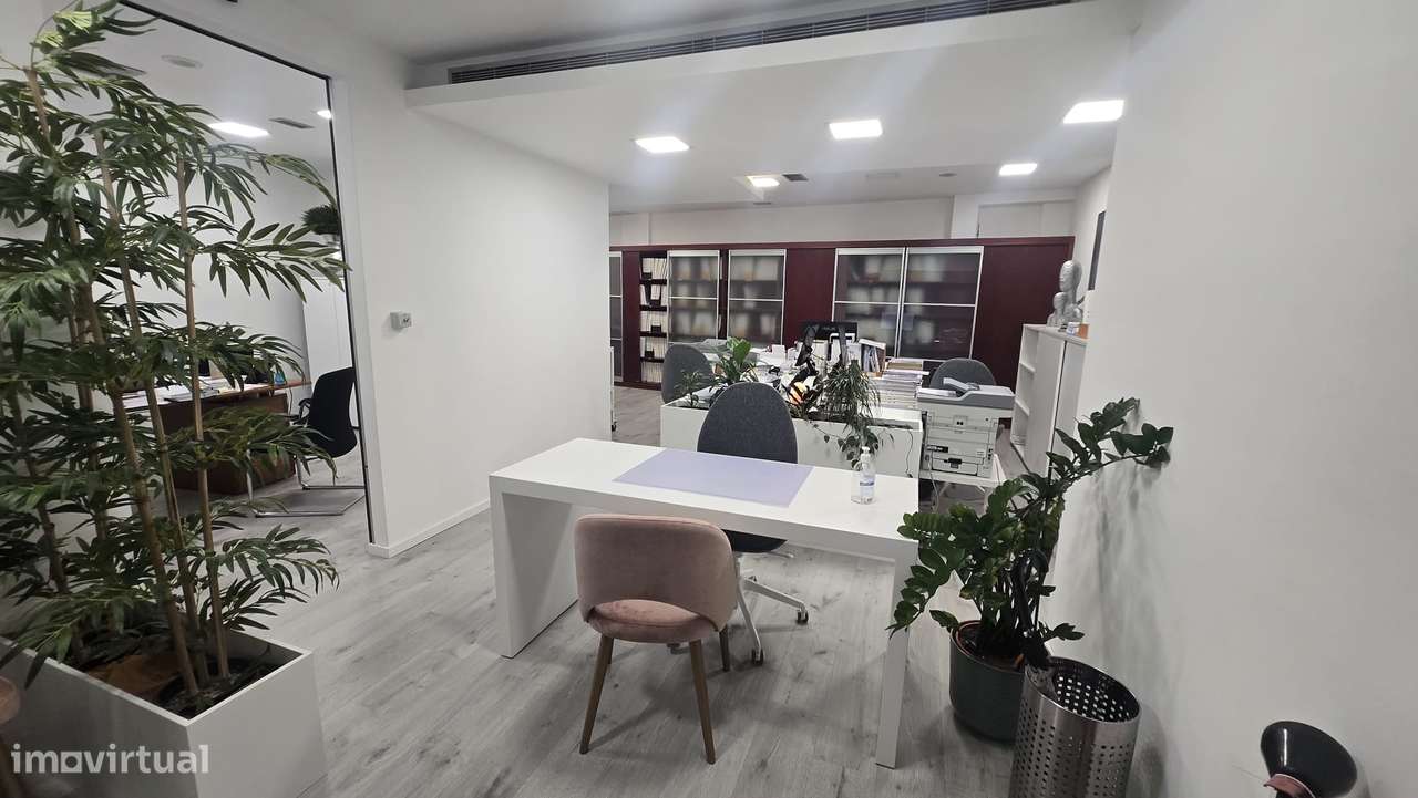 Arrenda Escritório centro de Penafiel - Grande imagem: 5/11