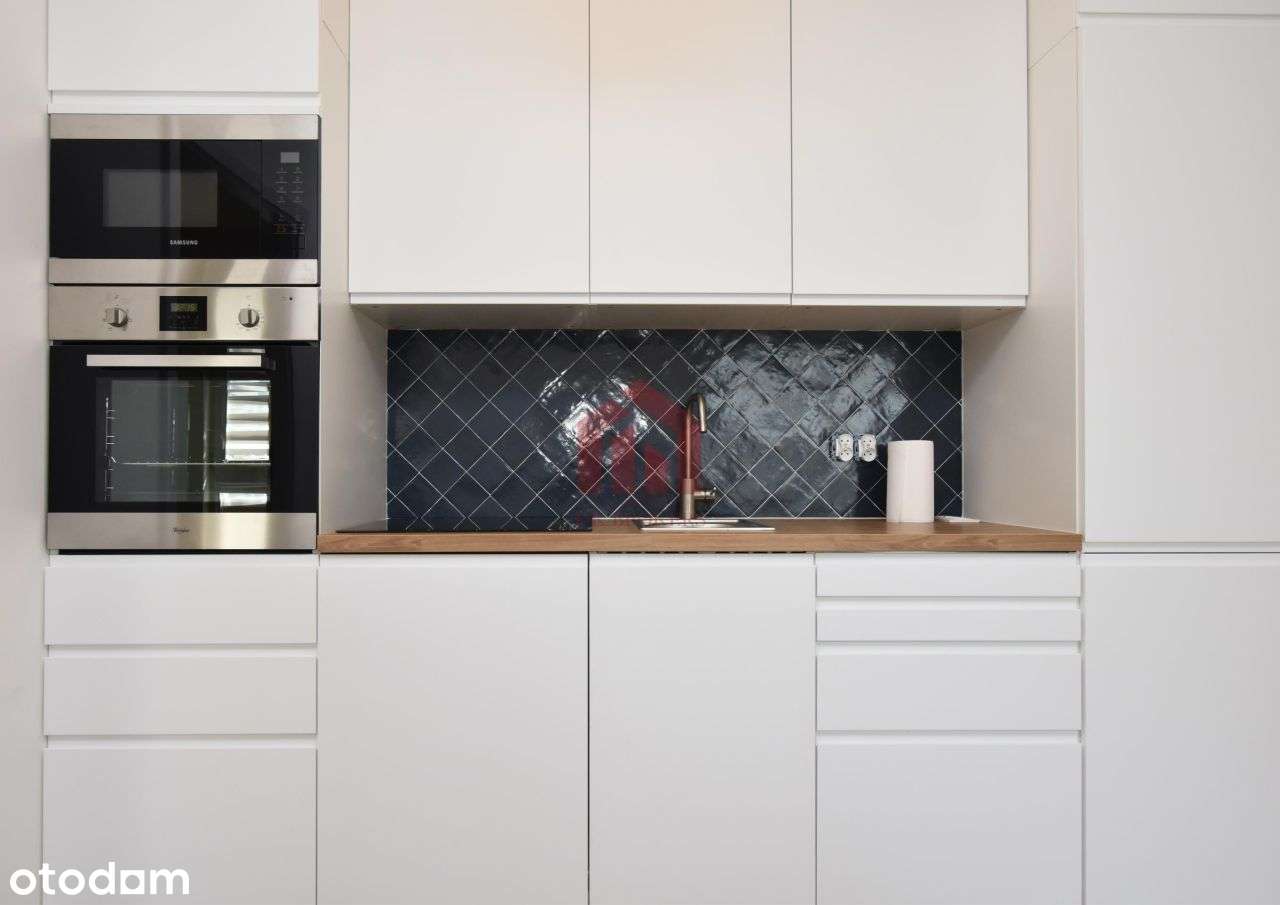 salon z aneksem + 2 sypialnie, Capital Towers-0