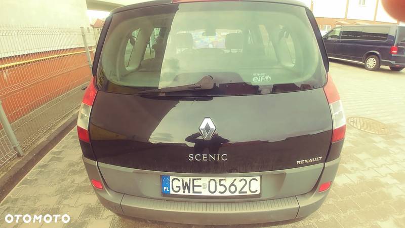 Renault Grand Scenic Gr 1.9 dCi Luxe Privilege - 9