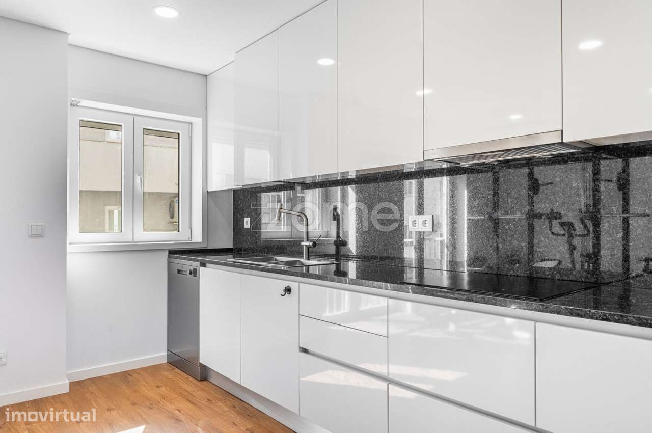 Apartamento T2 totalmente remodelado em São Lázaro - Braga-6