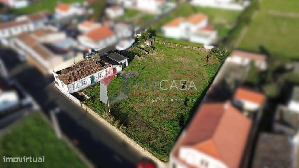 Conjunto de dois prédios urbanos com elevado potencial – Venda exclusi-10