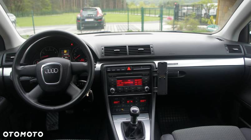 Audi A4 Avant 1.8T Quattro - 27