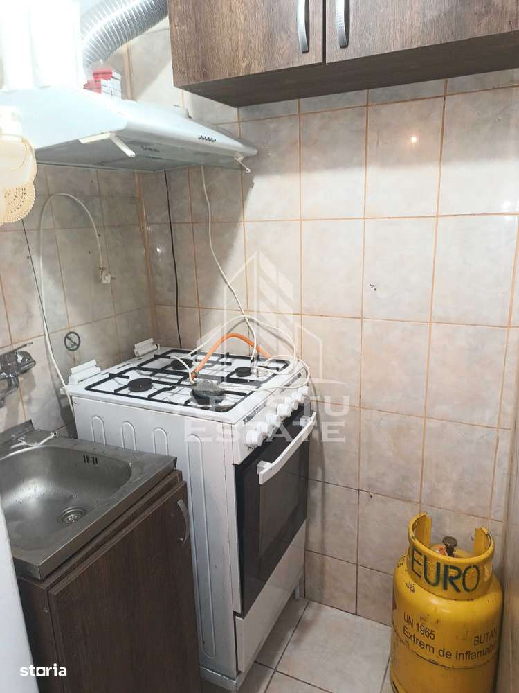 Garsoniera ideala pentru investie, parter, zona Buziasului - Imagine principală: 4/7