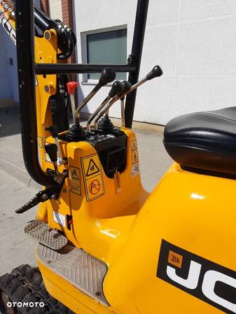 JCB 8008 - 4