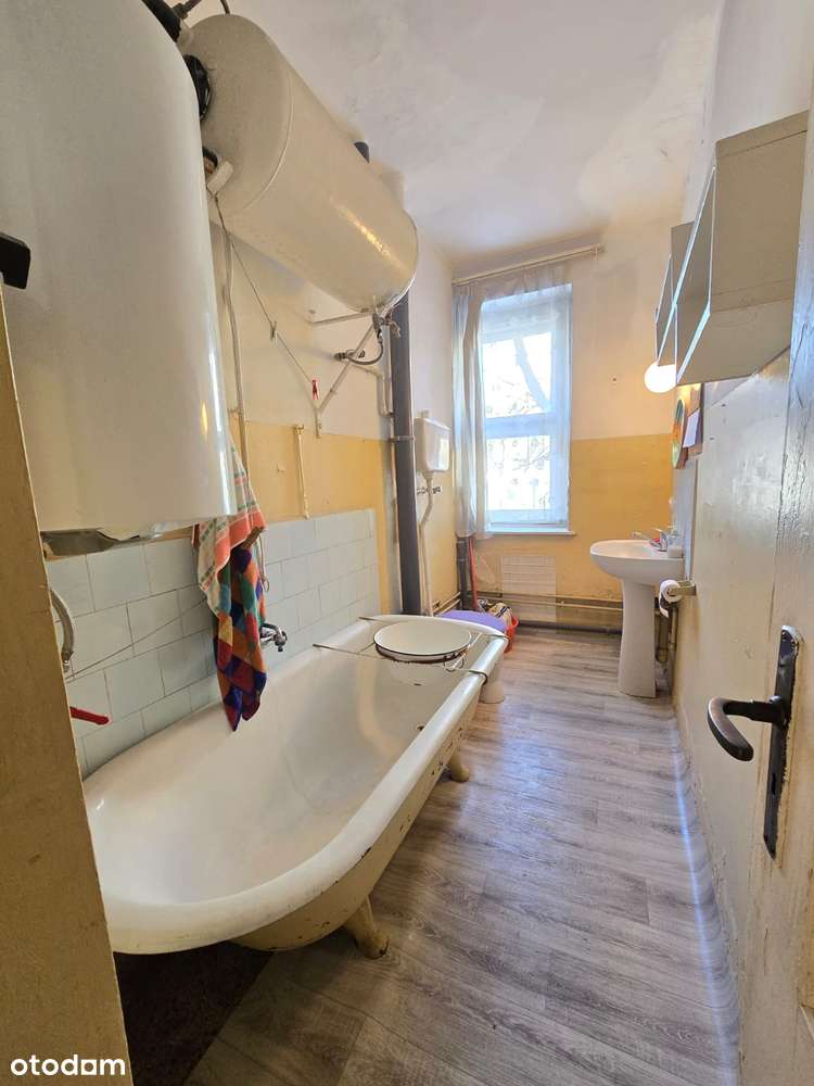 Mieszkanie z dużym potencjałem bardzo blisko centrum!-11
