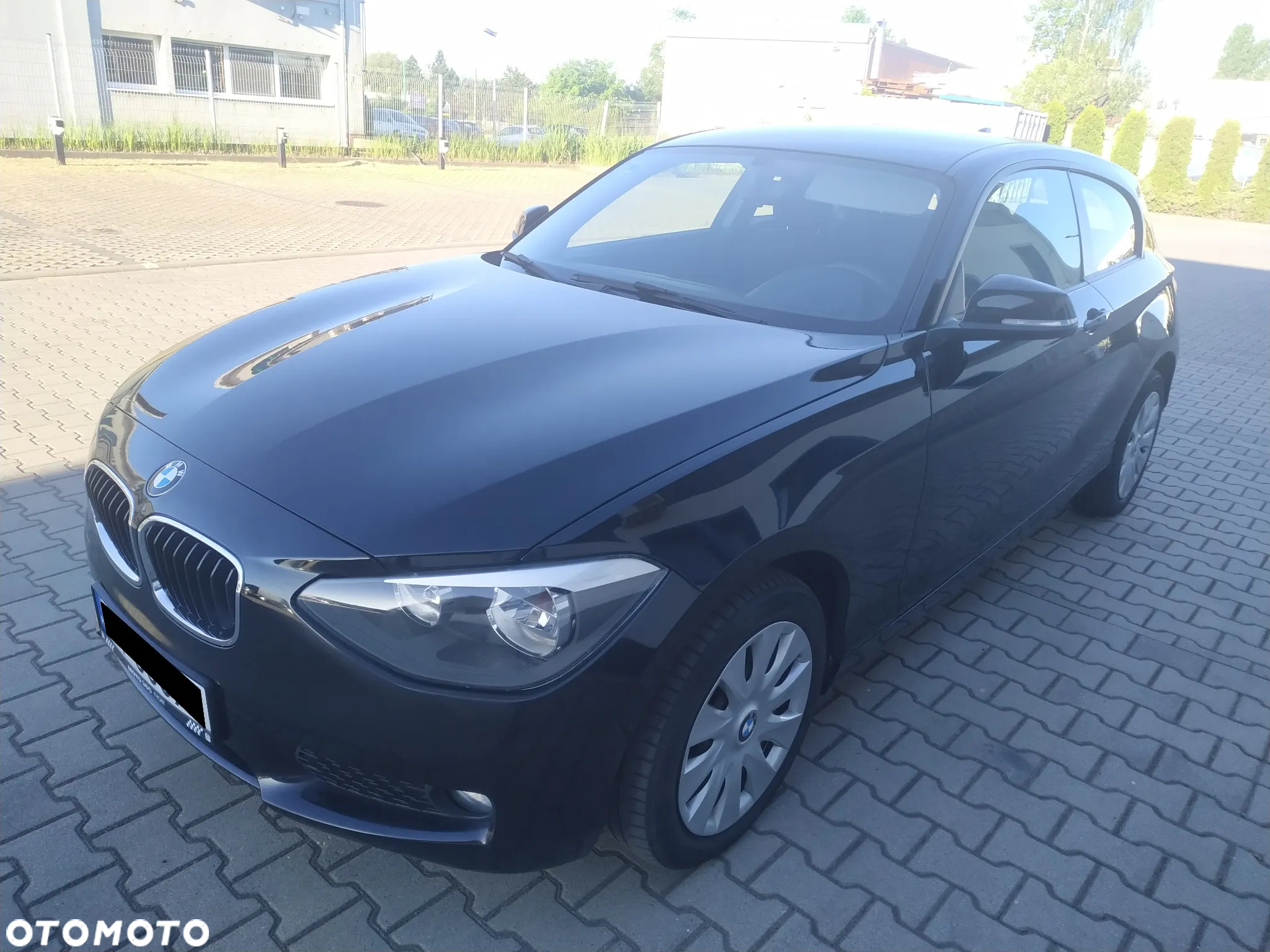 BMW Seria 1 114i - 3