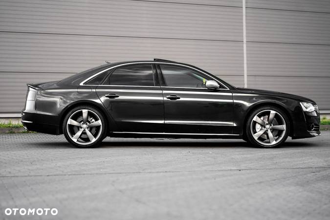 Audi A8 4.2 TDI Quattro - 13