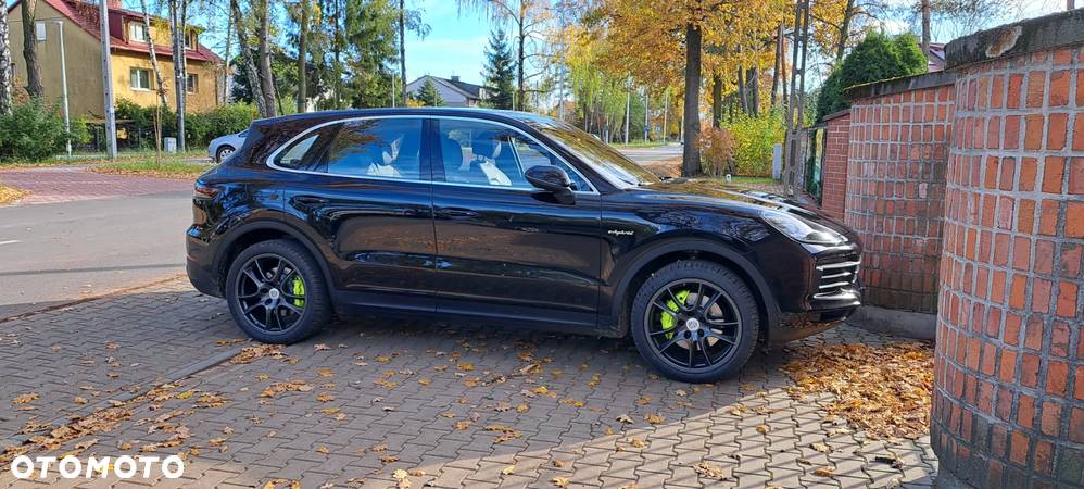 Porsche Cayenne - 18