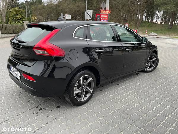 Volvo V40 D2 RDesign - 22