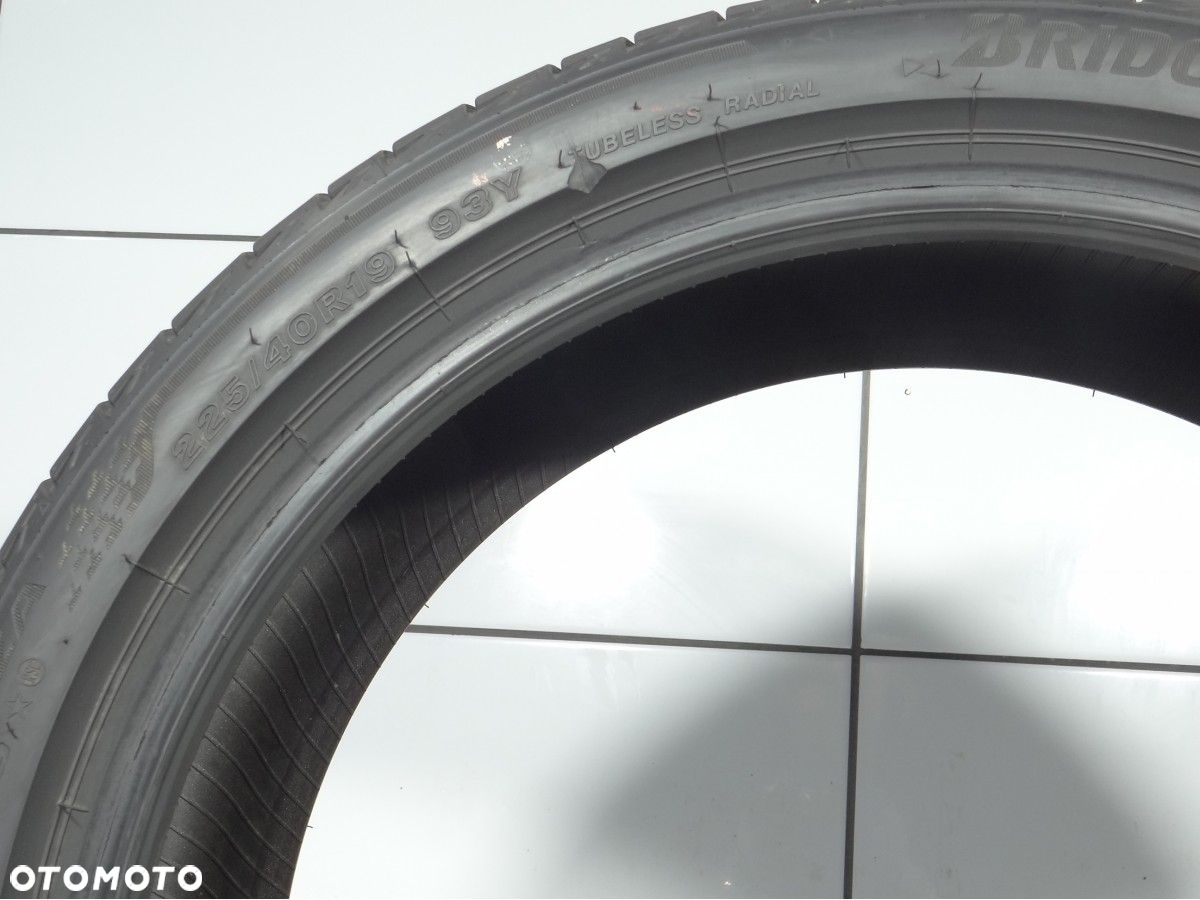 Opony letnie 225/40R19 93Y Bridgestone - 5