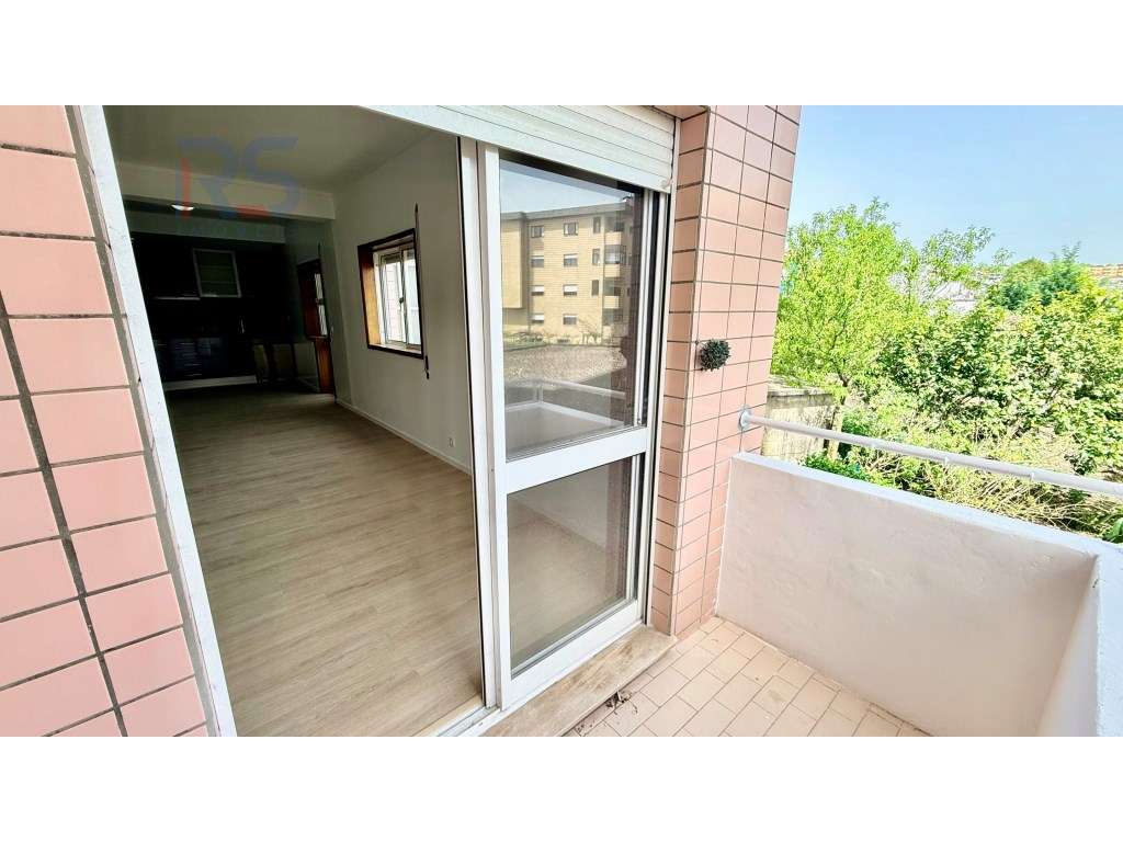 T2 Baguim Monte c/elevador junto metro-8