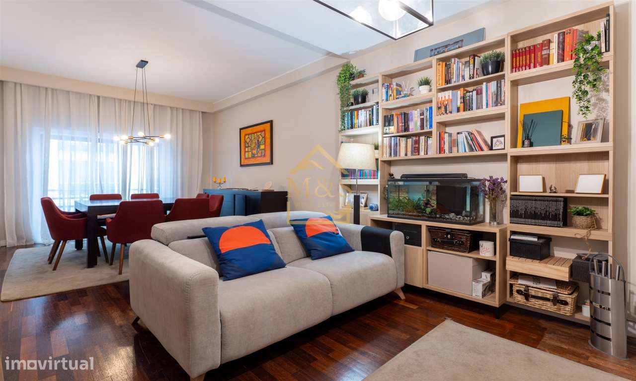 Apartamento T4-Varanda-Garagem - 600Mts da Praia - Metro- Matosinhos-8