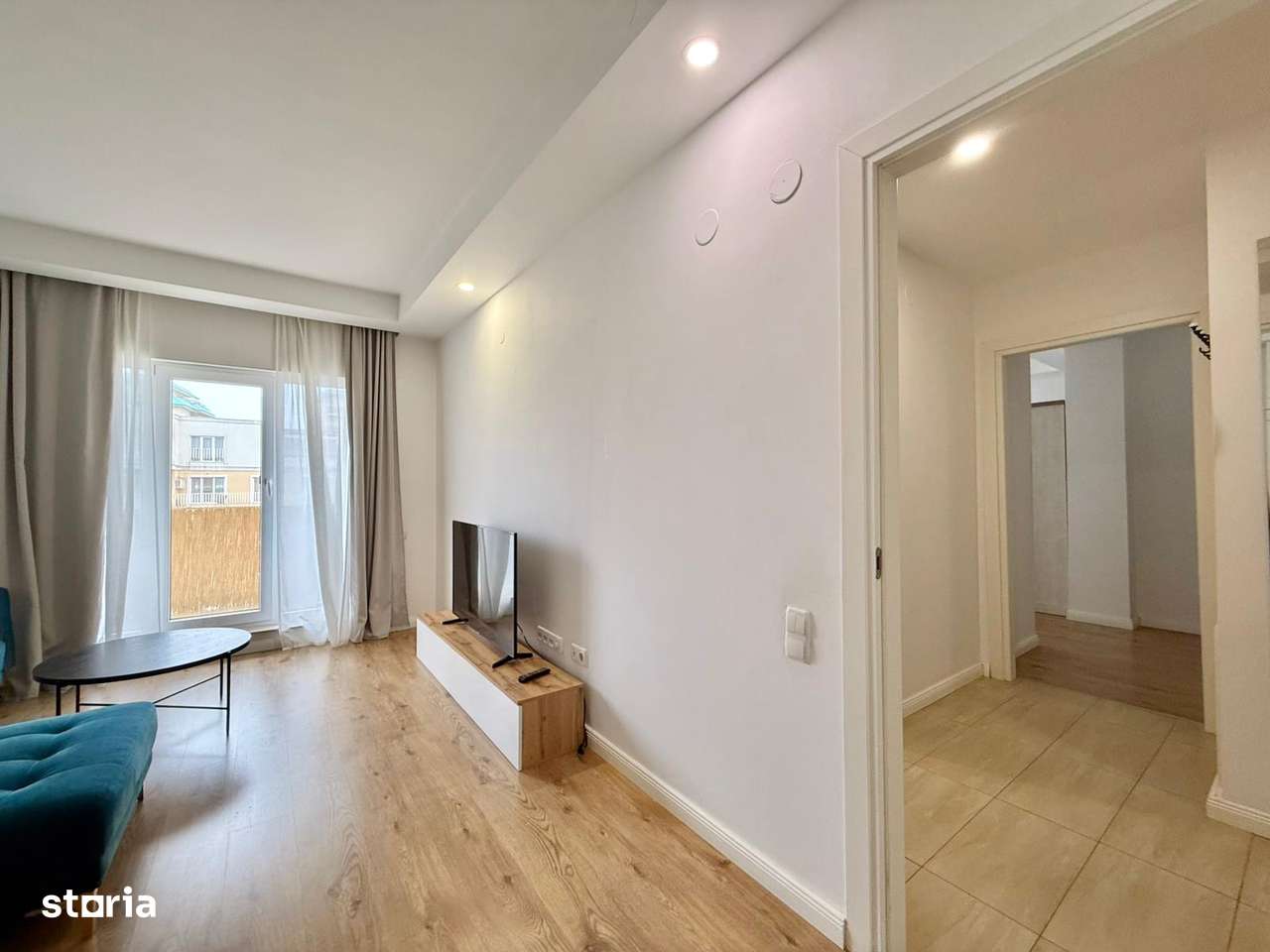 COSMOPOLIS - Aparatament 3 camere mobilat si utilat, vedere piscina - Imagine principală: 4/16