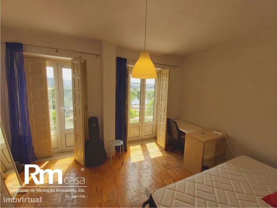 excelente prédio na Av. Emidio Navarro, junto ao Parque da Cidade-26