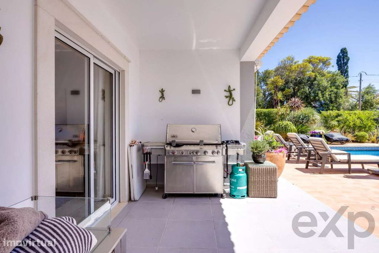 Moradia Familiar T3+1 com Piscina, Entre Lagos e Praia da Luz-33