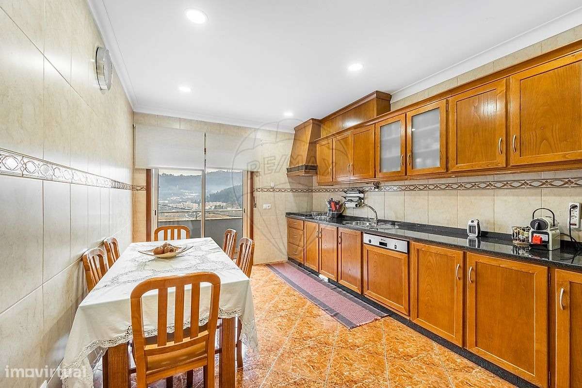 Moradia T3 em Santa Eulalia – Vizela - Grande imagem: 3/41