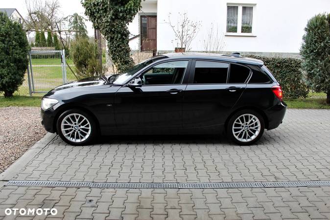 BMW Seria 1 125d Sport Line - 5