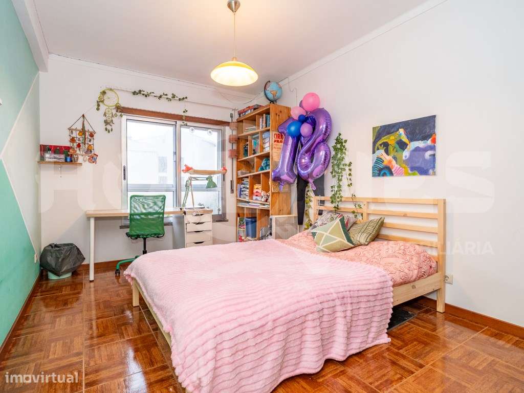 Apartamento T3 | Garagem | Arrumos | Centro Histórico-36