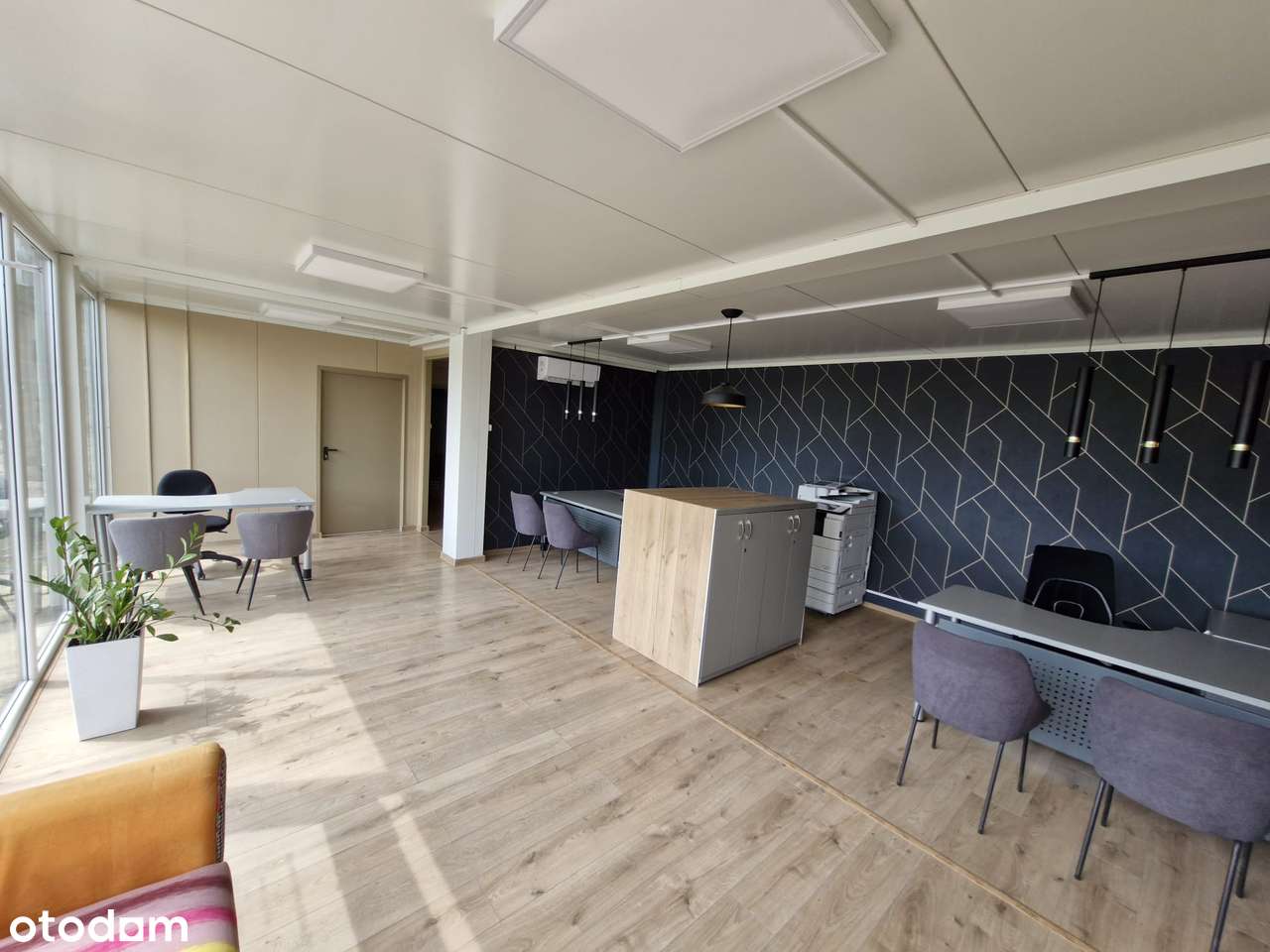 Nowoczesne biuro, pawilon usług. dom mobilny, kontener modułowy 12x6m - Pełny obrazek: 5/8