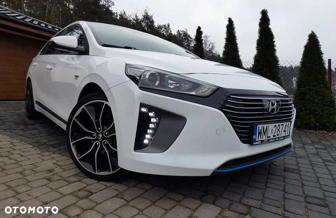 Hyundai IONIQ hybrid Premium - 38