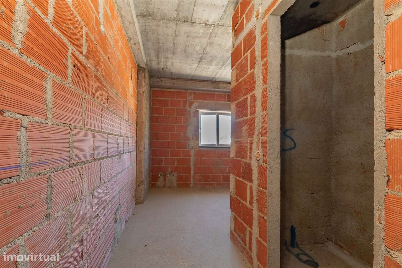 Moradia T4 em Construção em Vale Flores - Feijó Almada-28