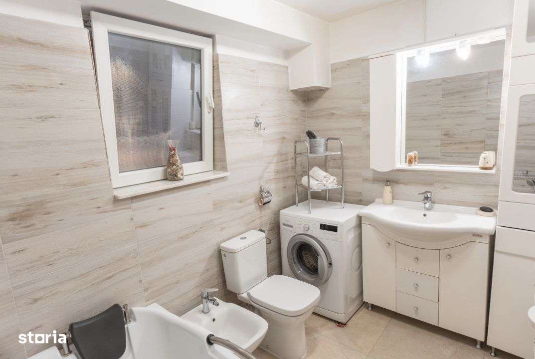 Pensiune Turistica cu Sala de Mese + Casa de Locuit in Cristesti-13