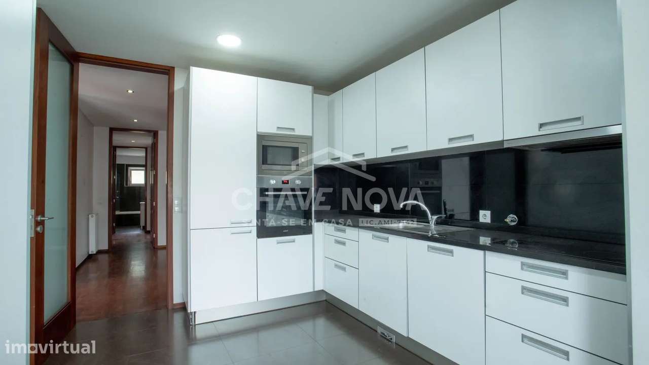 Apartamento T3 Praça das Flores - Bonfim - Porto-21