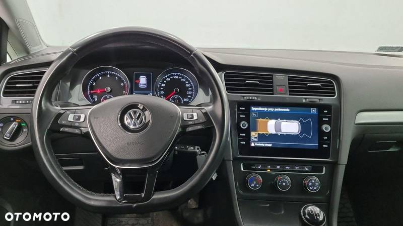 Volkswagen Golf VII 1.5 TSI BMT Evo Comfortline - 11