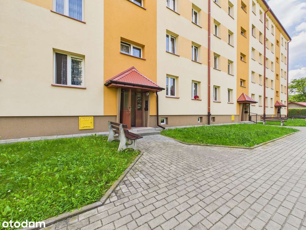 Tarnów Strusina 2 Pokoje 1 Piętro Niski Blok Super Lokalizacja Balkon-17