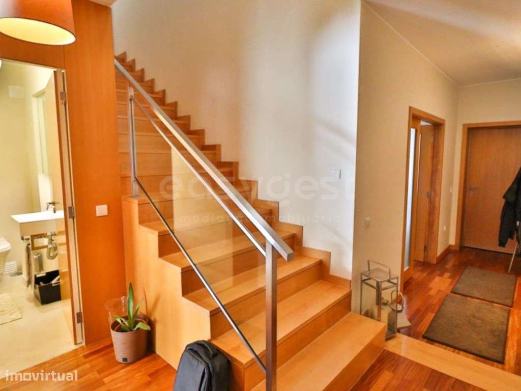 Moradia T3+1 em Barrô, a escassos minutos do centro de Águeda-21