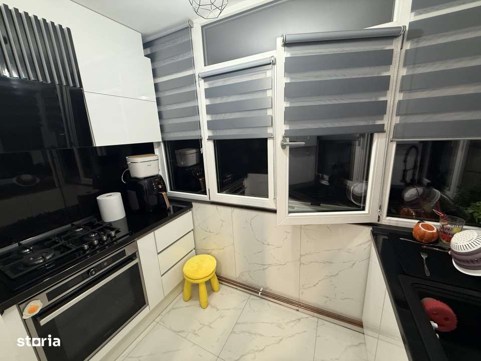 Apartament 3 camere, decomandat, 67 mp, cartier 1 Mai,  Scoala 36 - Imagine principală: 5/6