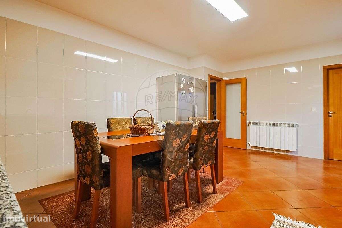 Moradia T4 para venda - Grande imagem: 2/38