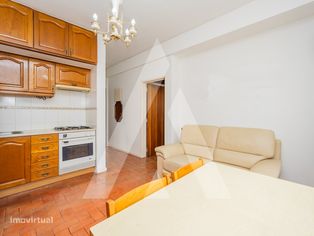 Apartamento T1, em excelente estado de conservação, em Corroios - M...