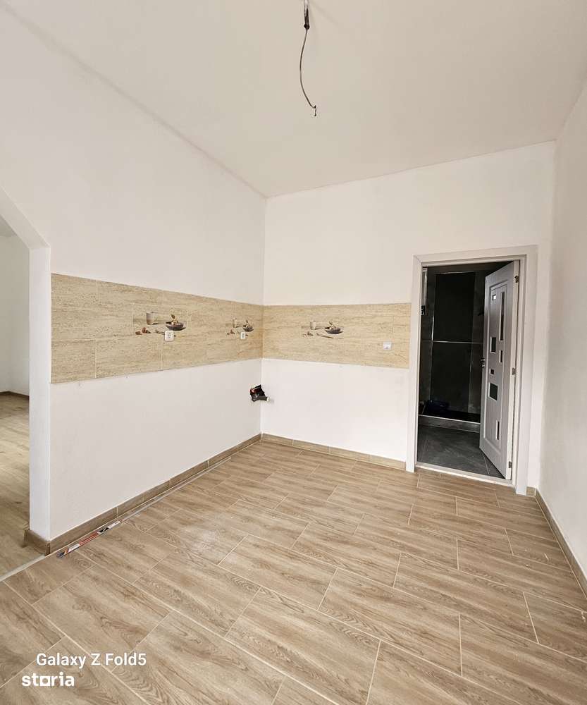 Apartament cu 2 camere, semicentral, de vanzare, strada Pacii - Imagine principală: 5/18