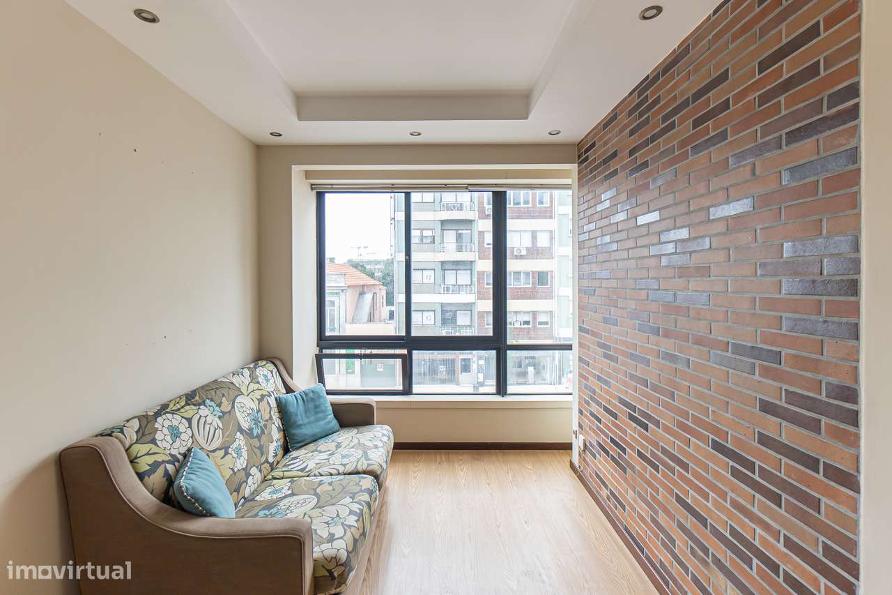 T1K na  Av. da Boavista, junto à Casa da Música - Grande imagem: 4/24