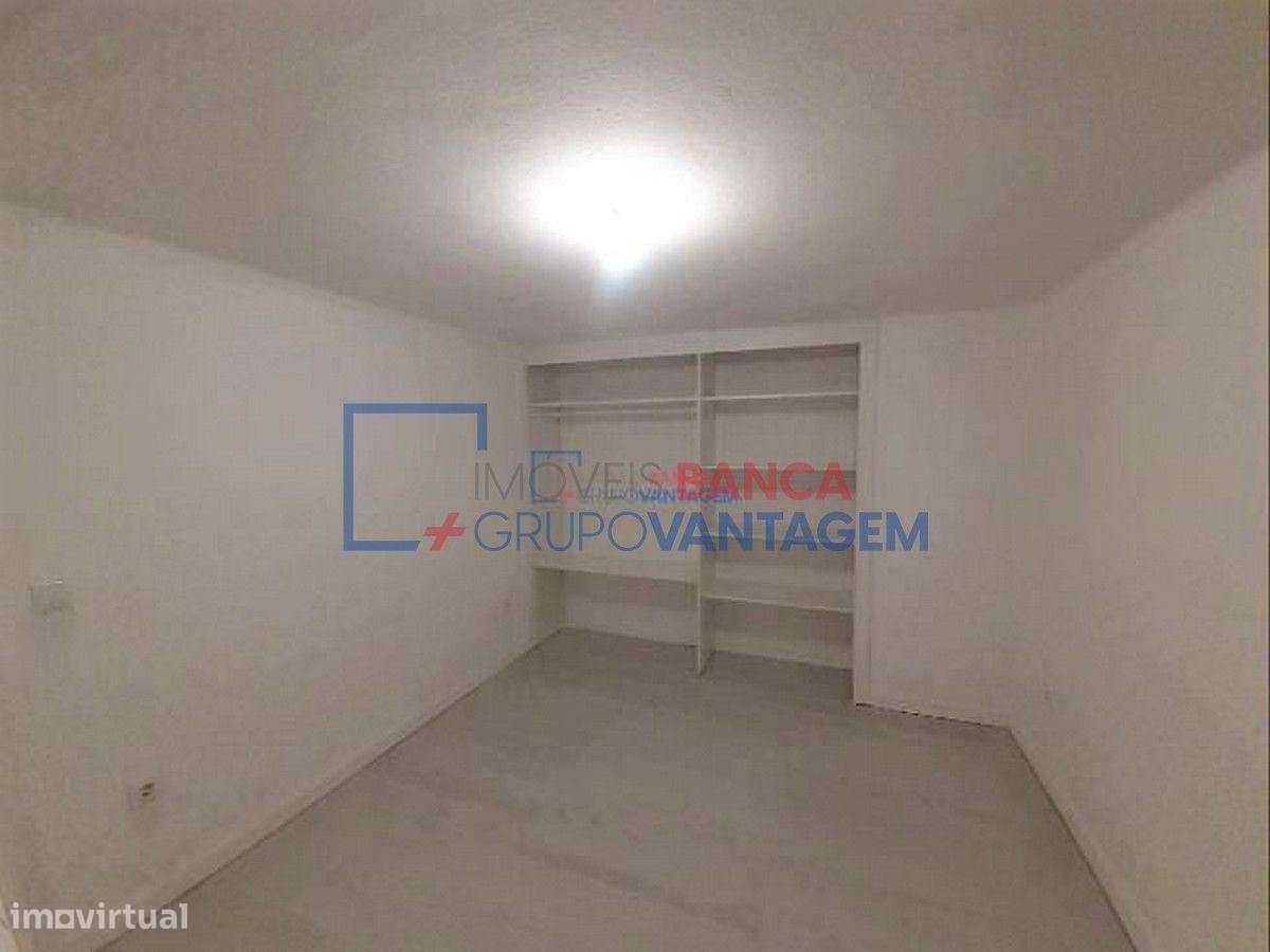 Loja - 2 pisos -Laranjeiro - Grande imagem: 5/11