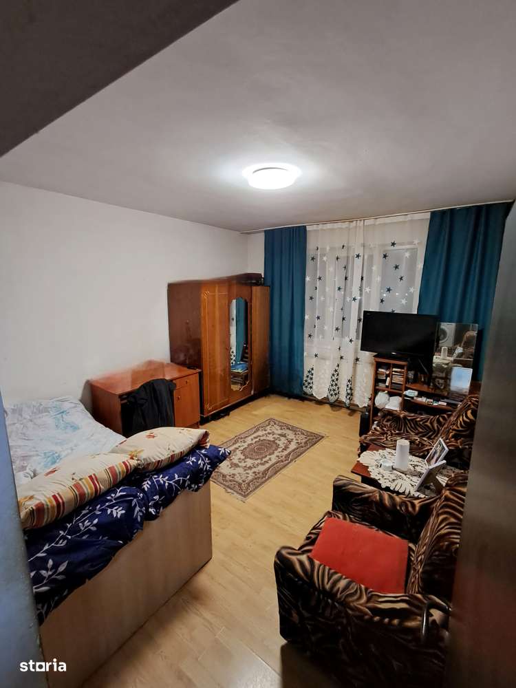 Vând apartament 2 camere în Simeria - proprietar direct - Imagine principală: 5/5