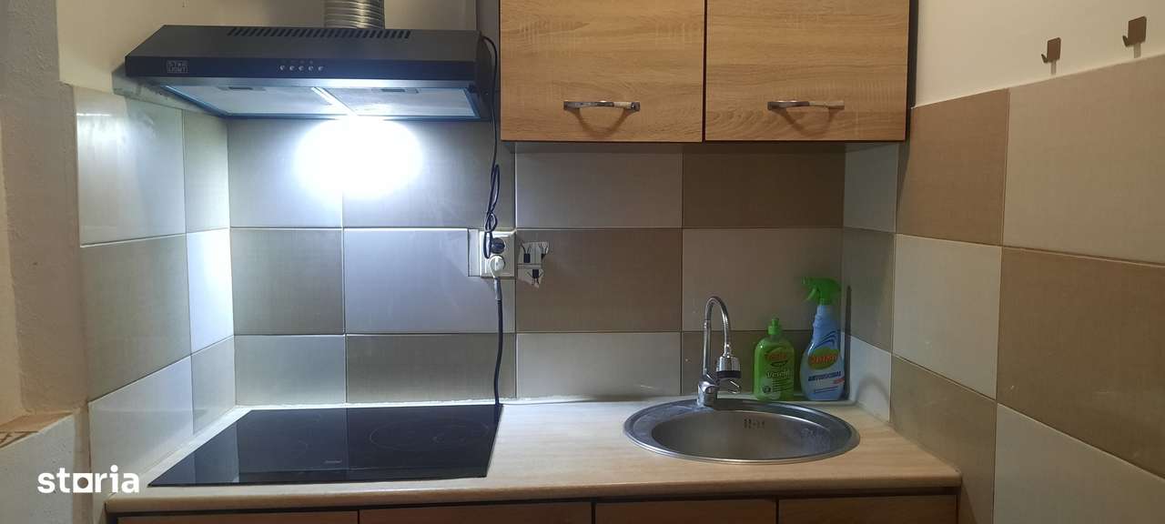 Apartament 3 camere Port (vizavi de Palatul Navigației)-6