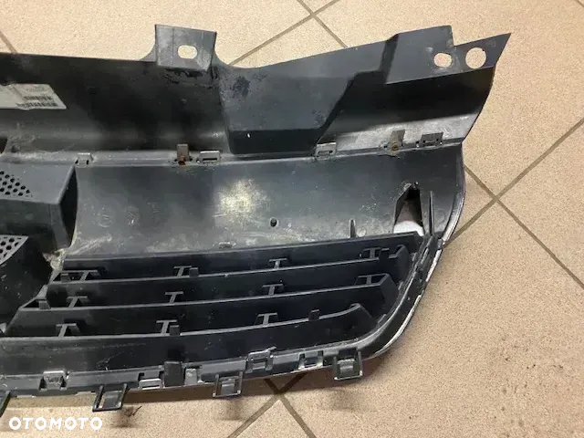 ATRAPA CHŁODNICY GRILL OPEL ZAFIRA B - 19