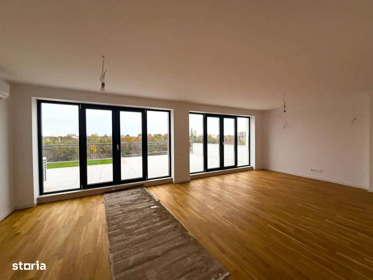 Penthouse 3 Camere LUX Metrou 500m Vedere Lac Terasa 85m Comision 0 - Imagine principală: 4/16