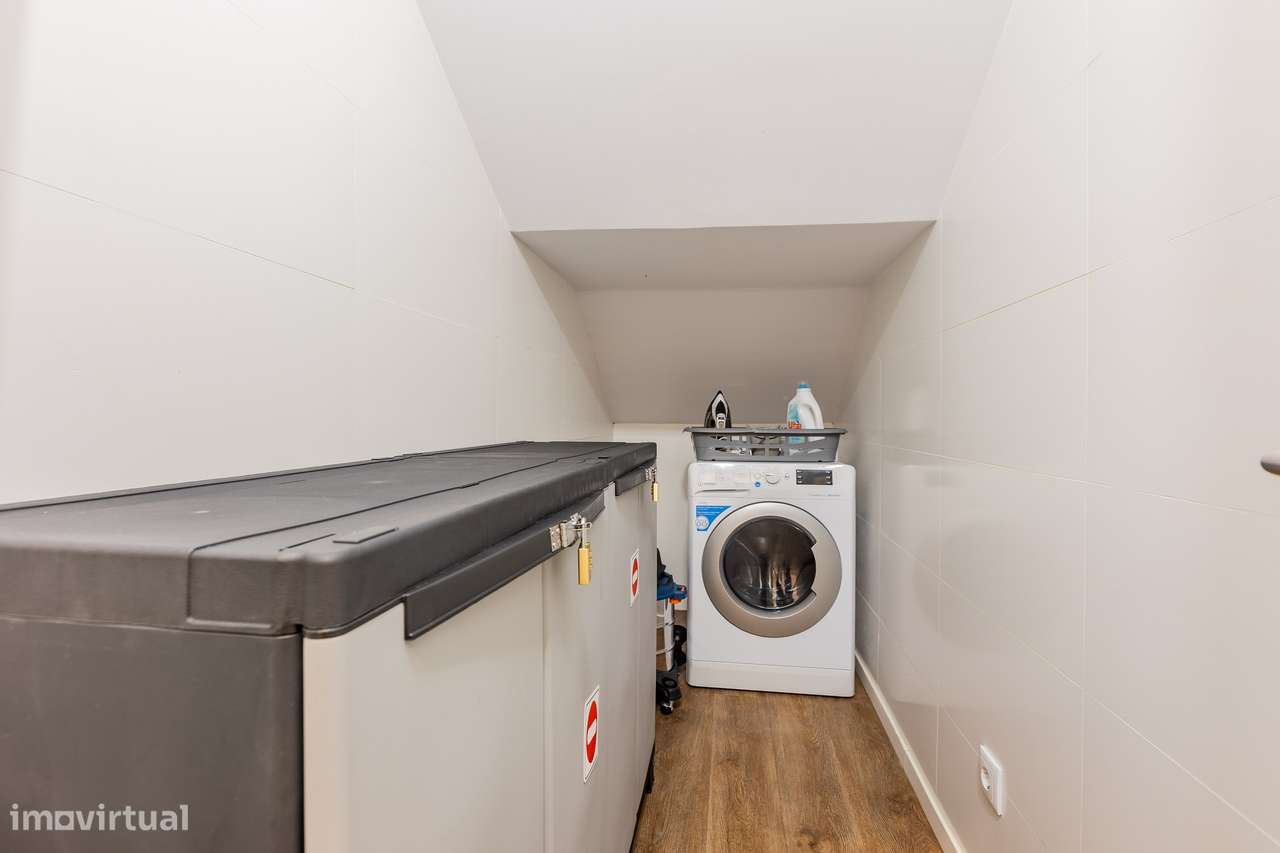 Prédio T5 - Centro de Ponta Delgada-9